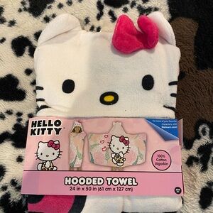 Hello Kitty Hooded Towel with Pink Accents